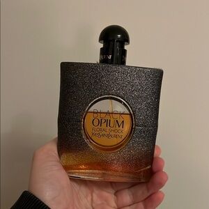 Yves Saint Laurent Black Opium Floral Shock Perfume